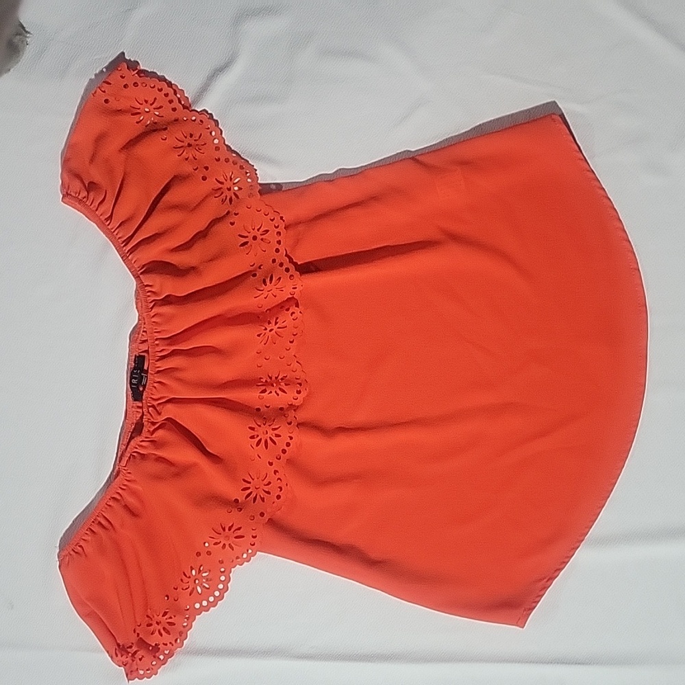 Iris womens top size Small